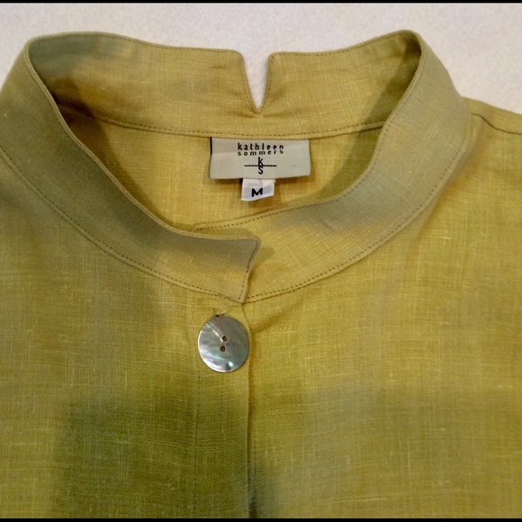 Ladies linen jacket, with free silk scarf. - Picture 3 of 7